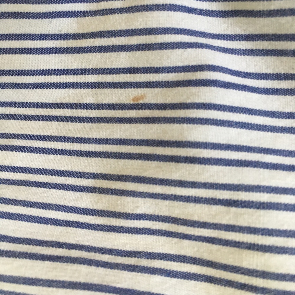 Hollister Girls Long Sleeved Button Up - Picture 6 of 6